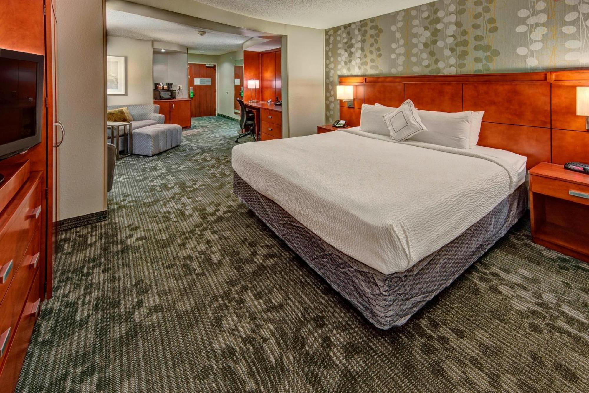 מלון Courtyard By Marriott אלכסנדריה מראה חיצוני תמונה