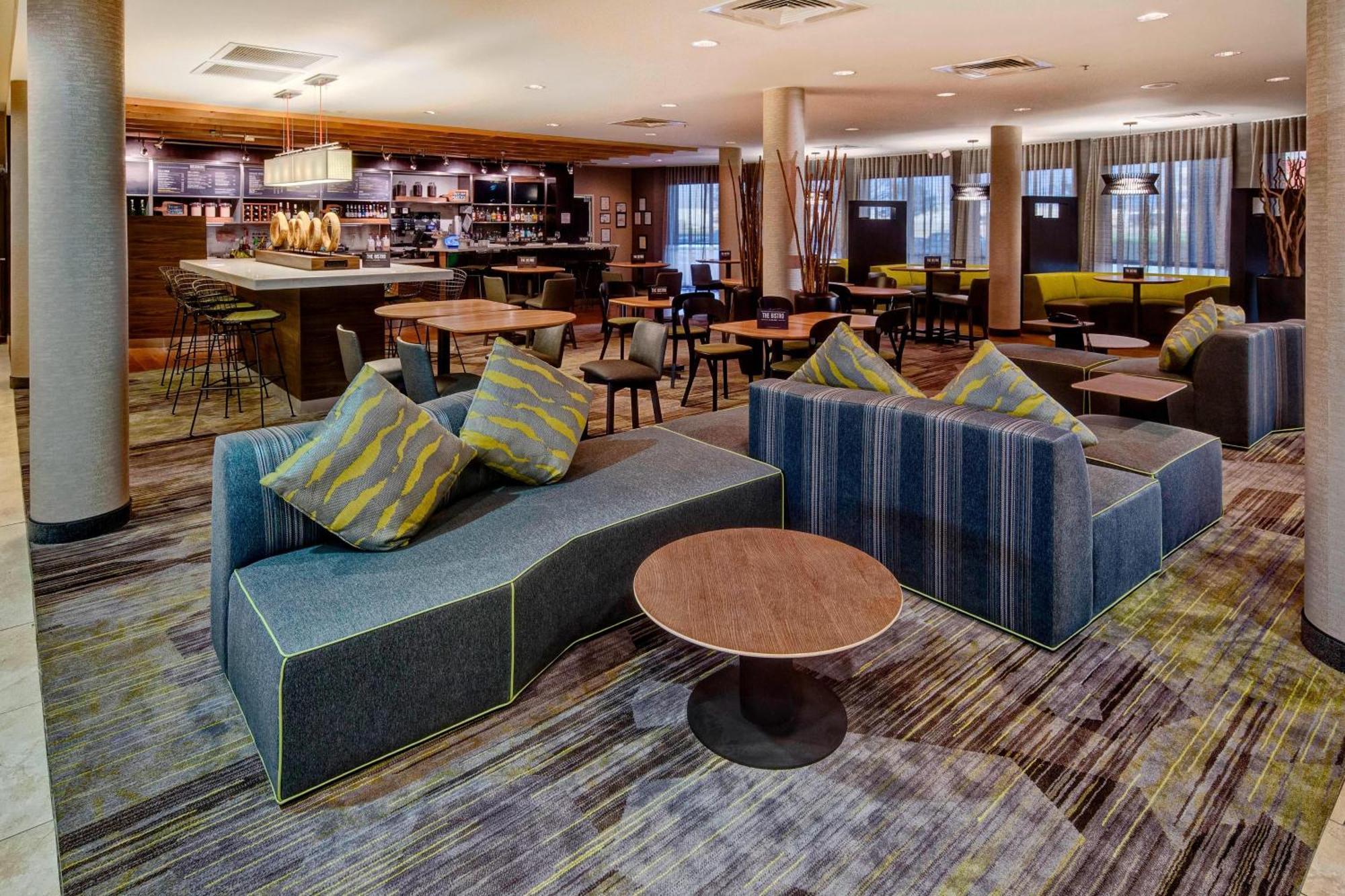 מלון Courtyard By Marriott אלכסנדריה מראה חיצוני תמונה