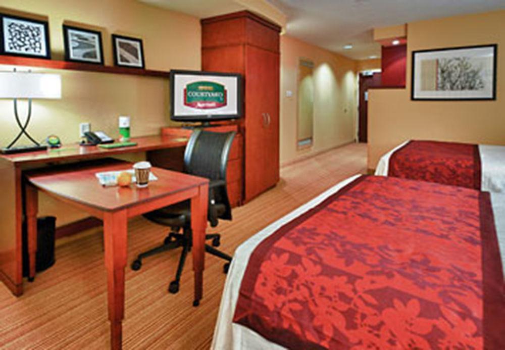 מלון Courtyard By Marriott אלכסנדריה חדר תמונה